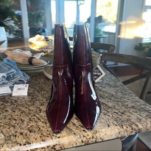 Women's Quindele Pointed-Toe Dress Booties 8